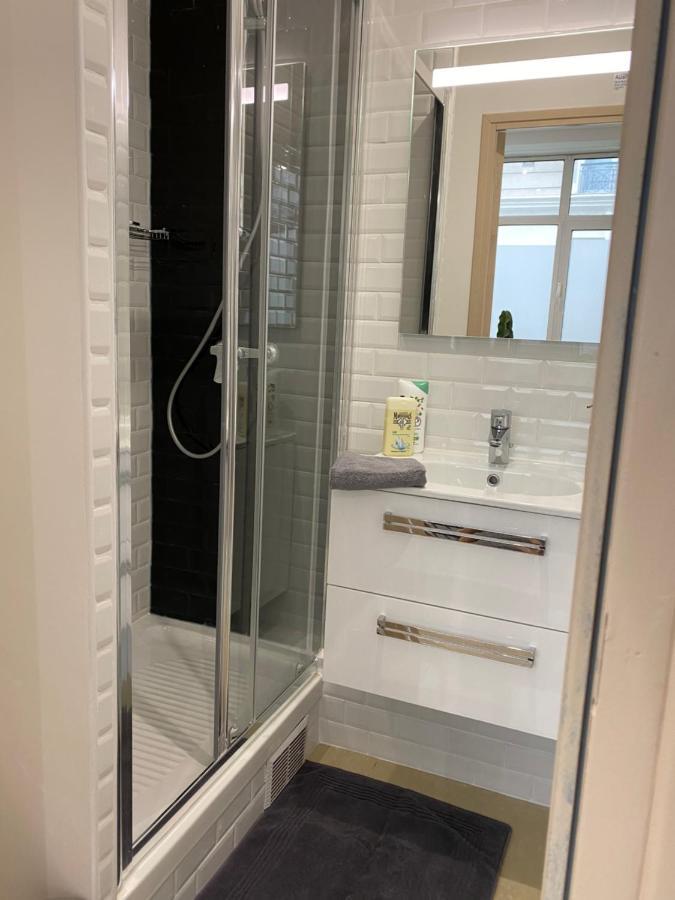 Large And Unique Souplex 60Sqm, Well Located Apartment Paris Exterior photo